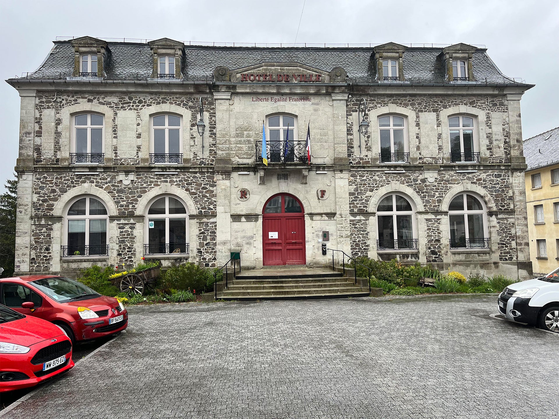 La Devise à l'honneur