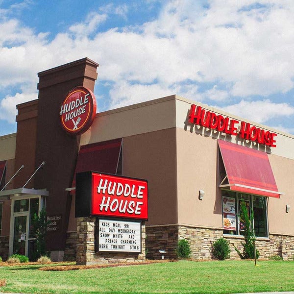At Huddle House, Families Rejoice as Back-to-School Season Means Affordable Dining Delights!