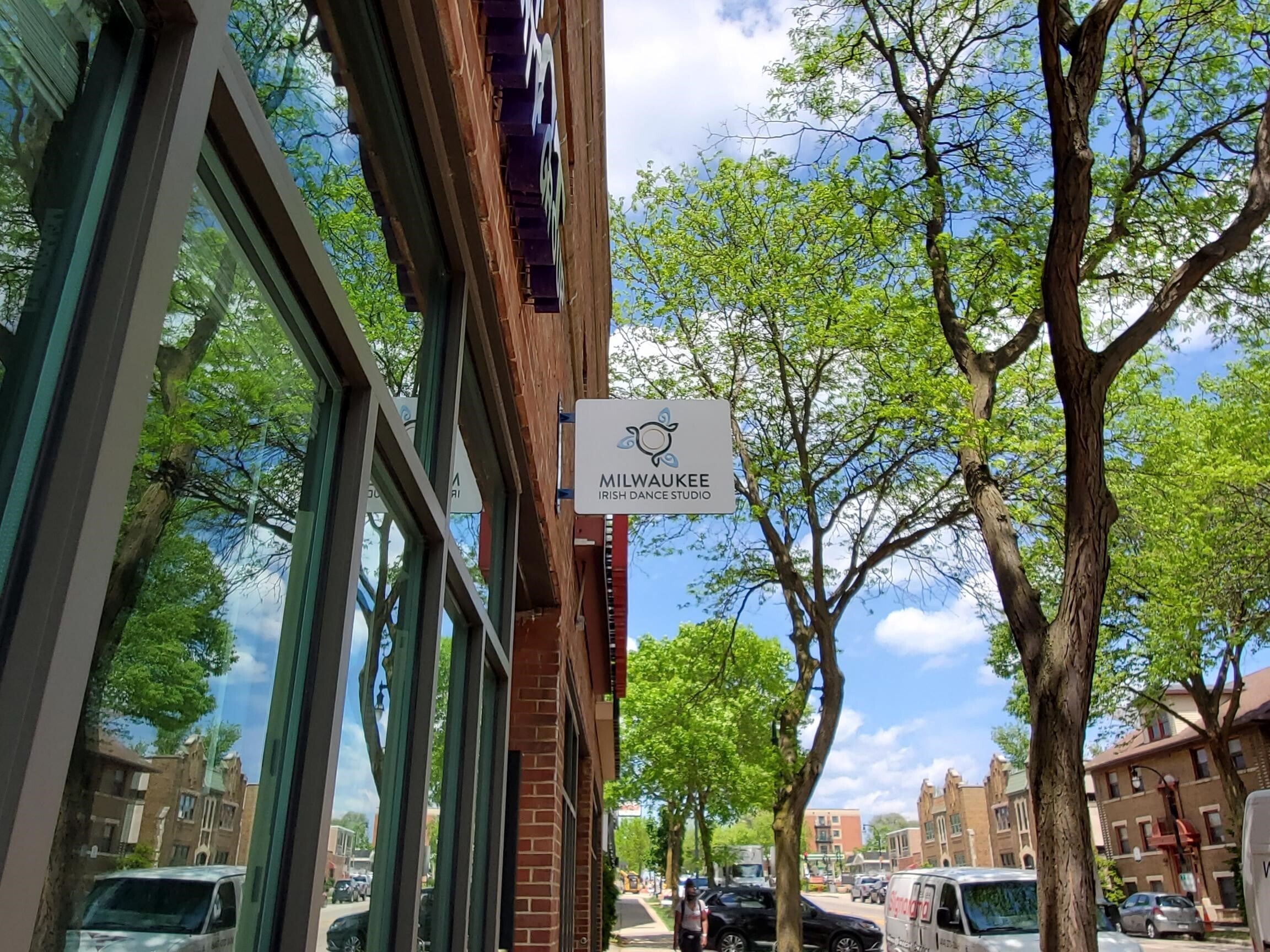 BRACKET SIGNS by Signarama Milwaukee