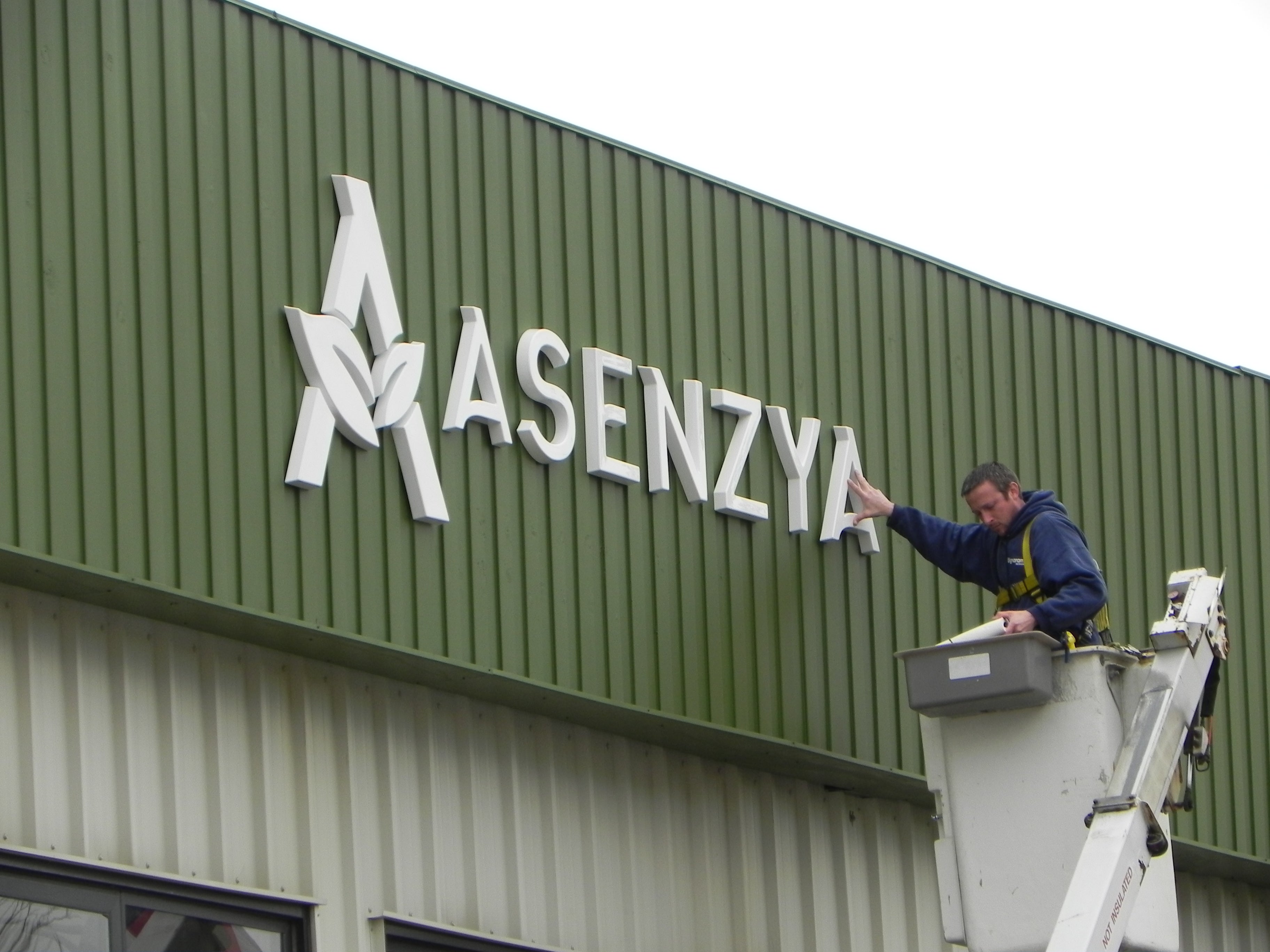 3D LETTER SIGNS (EXTERIOR) by Signarama Milwaukee