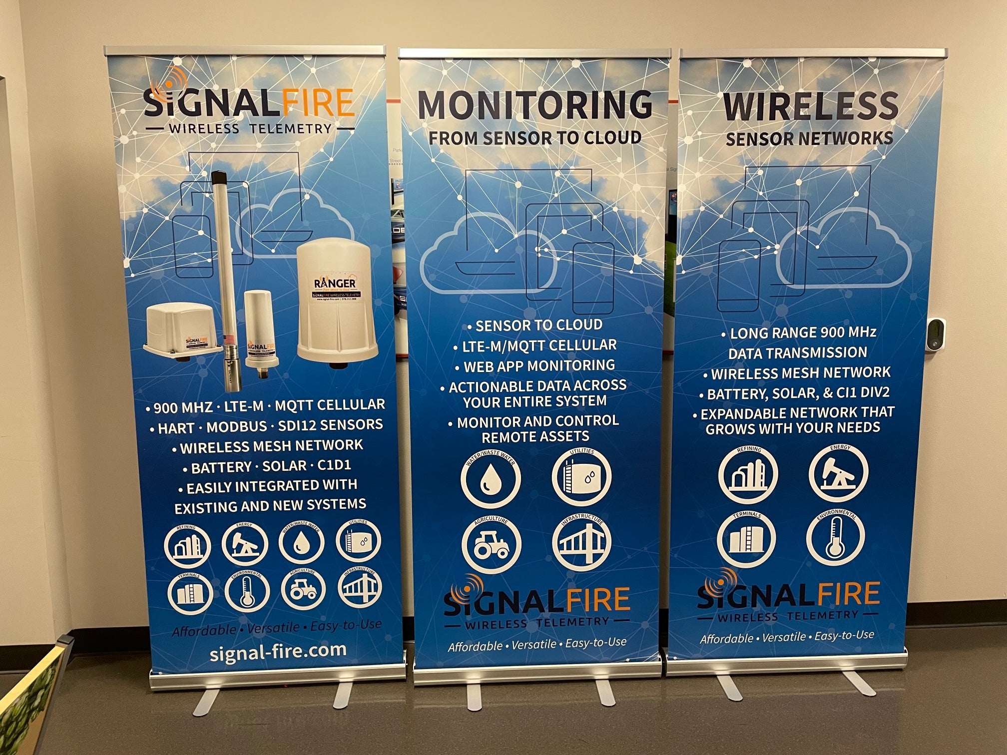 RETRACTABLE BANNER STANDS by Signarama Milwaukee