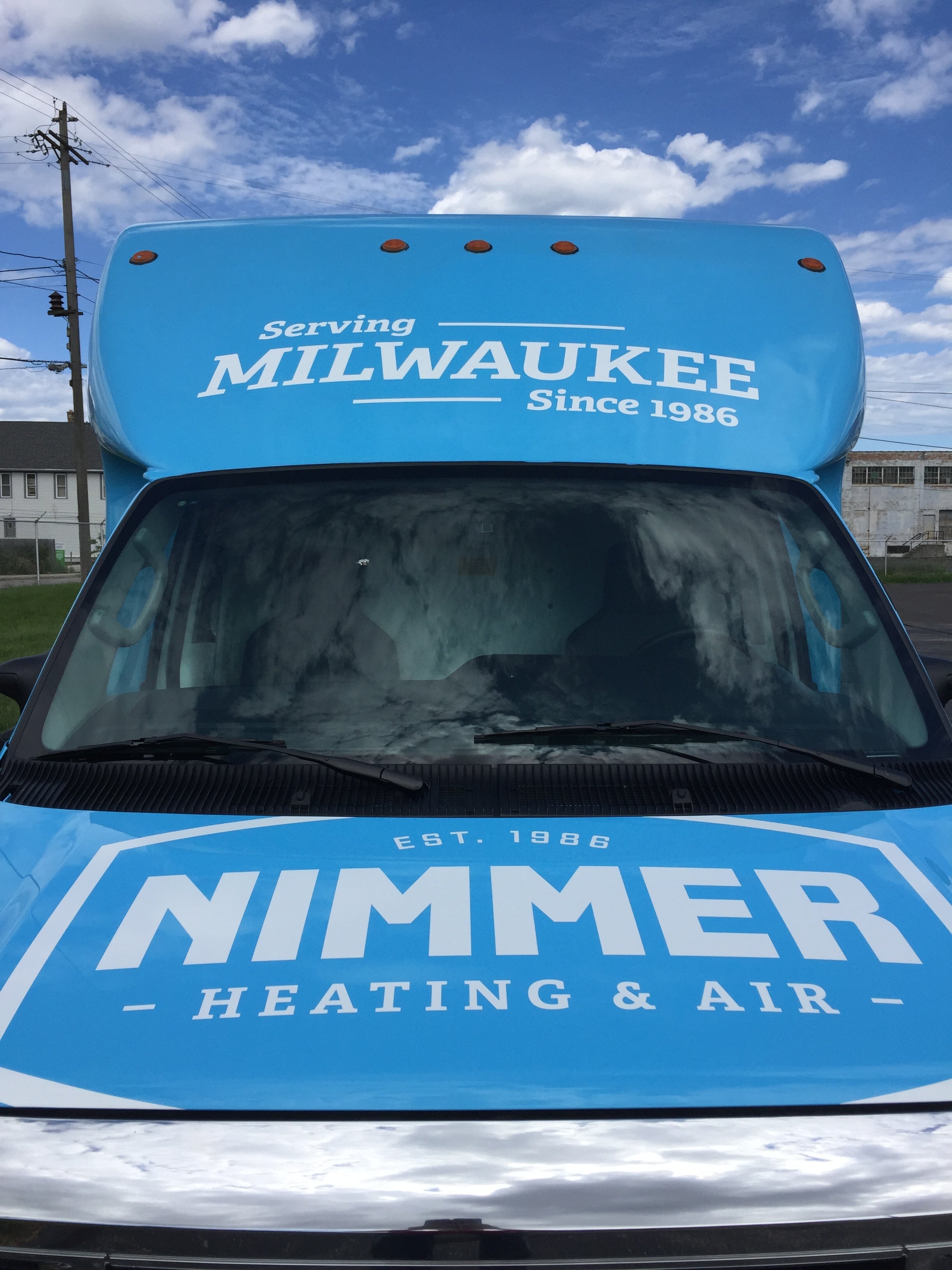 VEHICLE GRAPHICS by Signarama Milwaukee