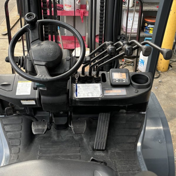 Used Toyota LPG Forklift #2015