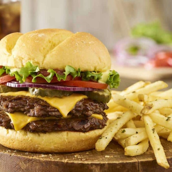 All Eyes on Smashburger's Flavor Revolution: Thomas Prather Takes the Helm as Chief Marketing Officer