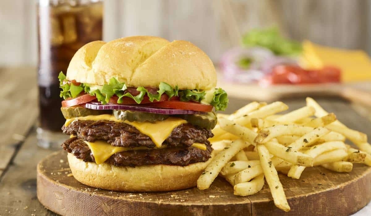 All Eyes on Smashburger's Flavor Revolution: Thomas Prather Takes the Helm as Chief Marketing Officer All Eyes on Smashburger's Flavor Revolution: Thomas Prather Takes the Helm as Chief Marketing Officer