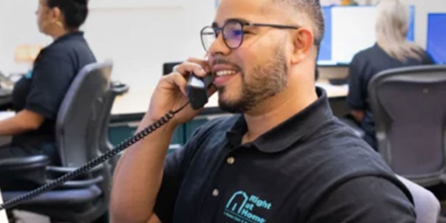 Right at Home® Makes Top 100 List for Exceptional Culture - Franchise Owners Thrilled! Right at Home® Makes Top 100 List for Exceptional Culture - Franchise Owners Thrilled!