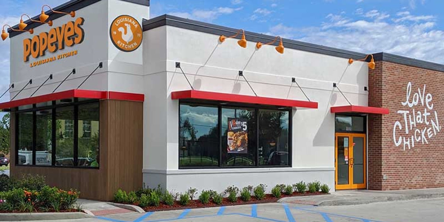 Fast Food Giants Embrace Technological and Dietary Innovations in Race to Serenade Evolving Consumer Tastes Fast Food Giants Embrace Technological and Dietary Innovations in Race to Serenade Evolving Consumer Tastes