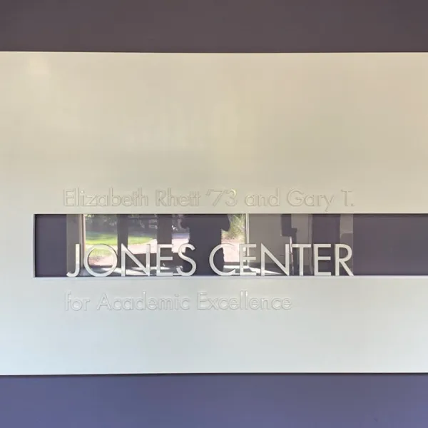 Agnes Scott Dimesional Letters Reinstallation 1