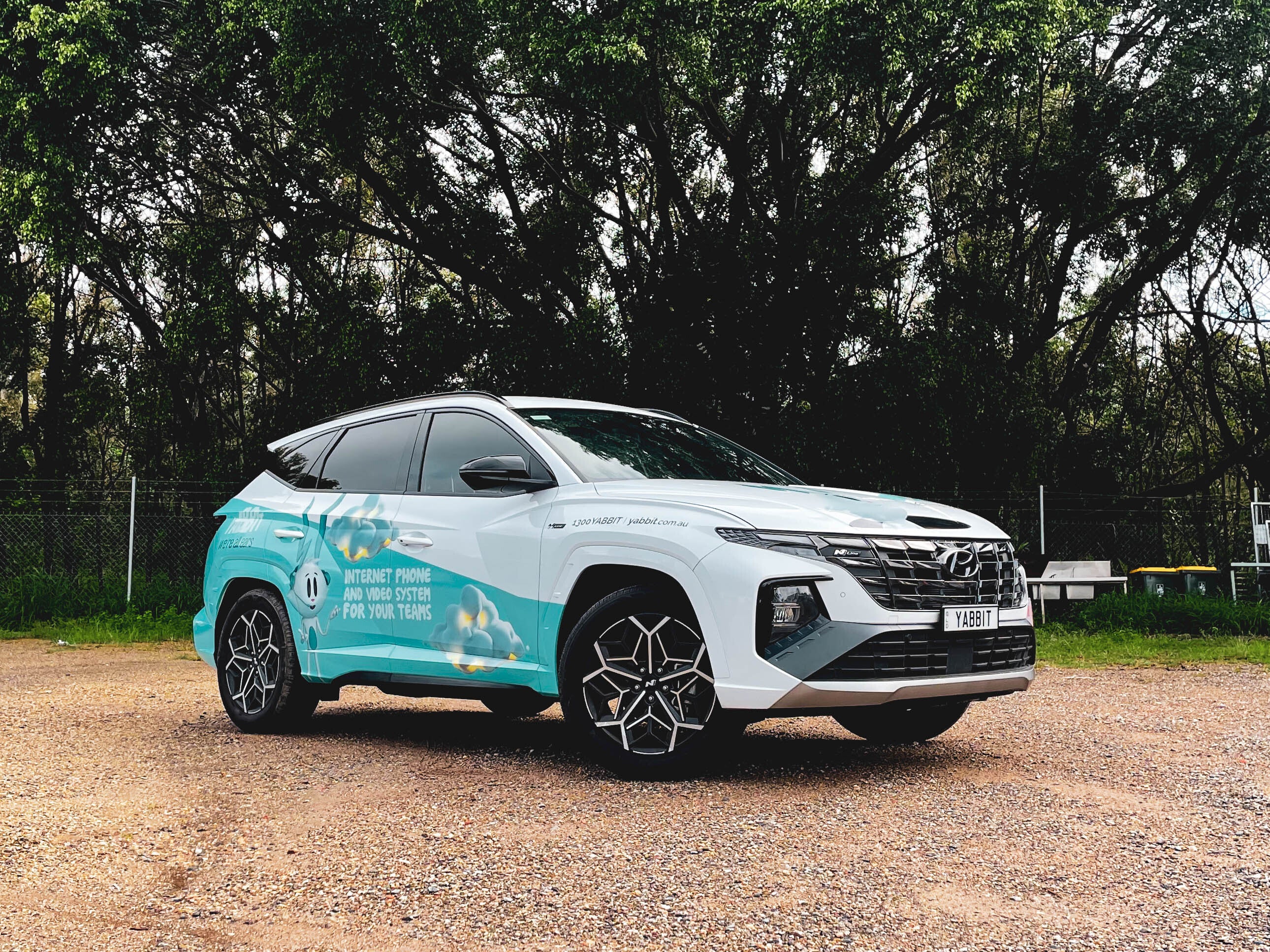 A Striking Vehicle Wrap for Yabbit