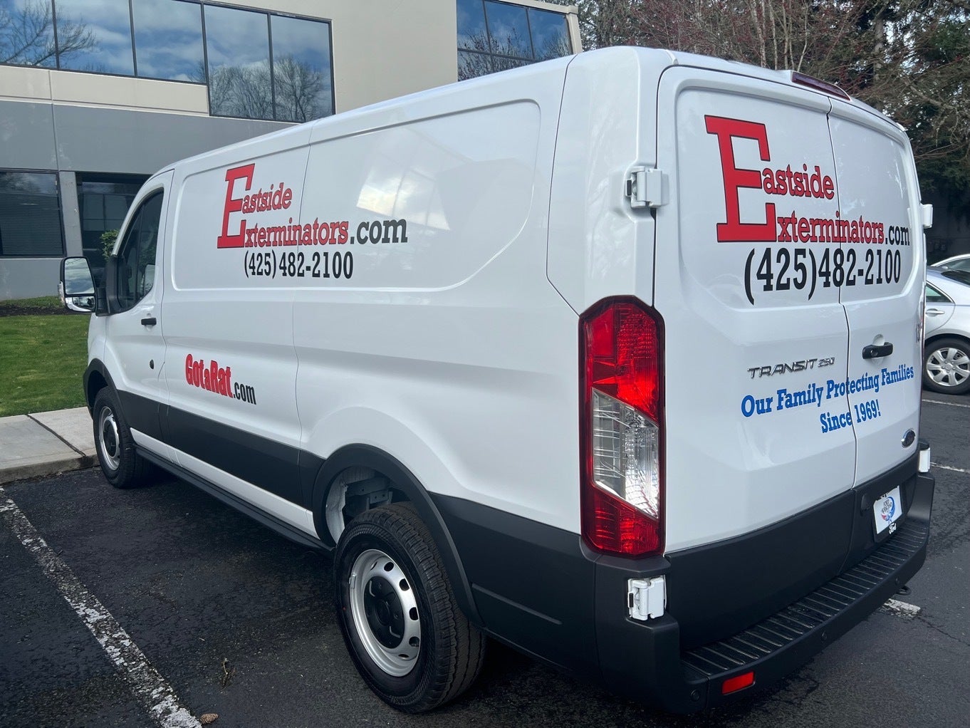Highest ROI marketing with Vehicle Graphics - Eastside Exterminator, Redmond, WA