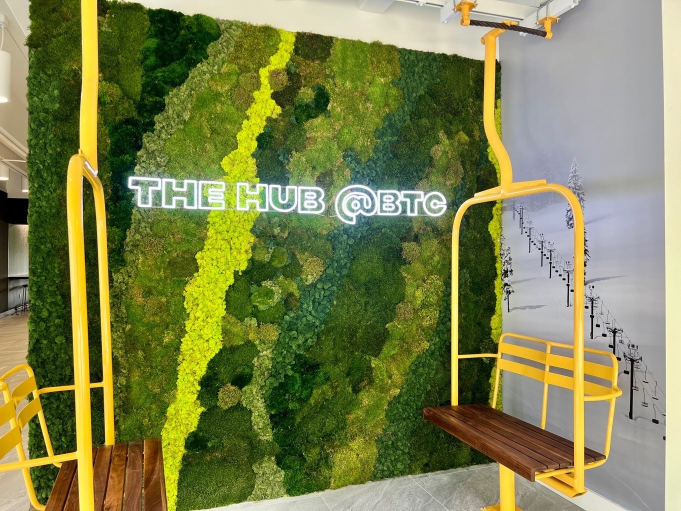 Wall Wrap with Living Wall at Kore Bellevue Tech - Bellevue, WA