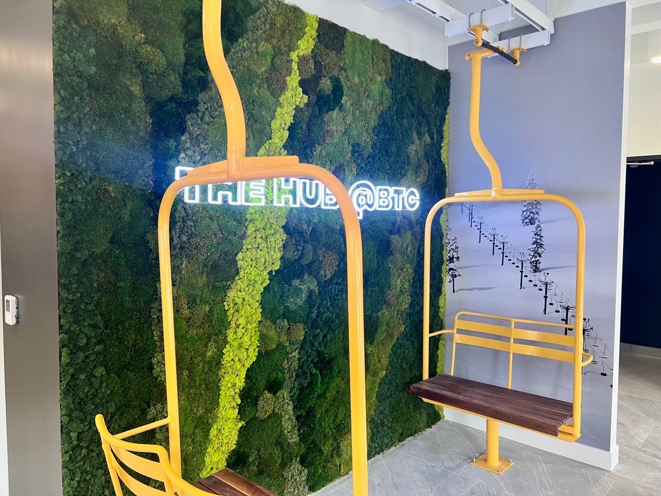 Wall Wrap with Living Wall at Kore Bellevue Tech - Bellevue, WA