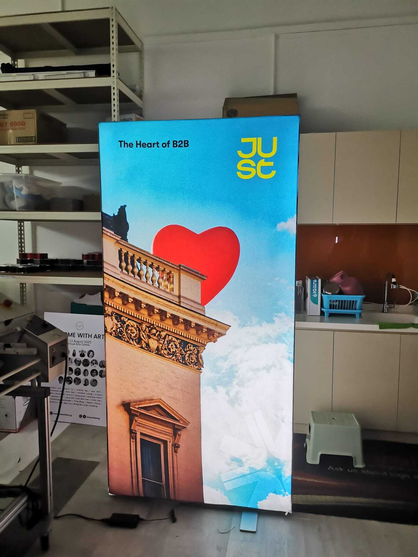 LED Frameless SEG Lightboxes for Backlit Fabric