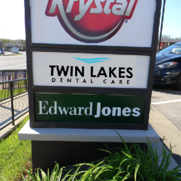 Twin Lake Pylon Render