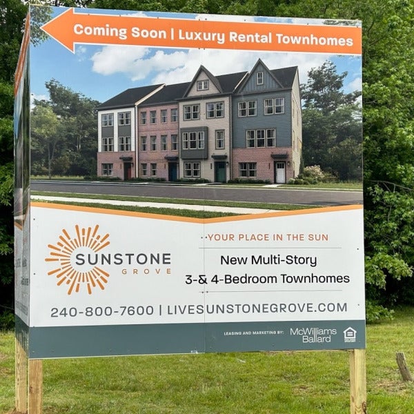 Real Estate Sign Sunstone