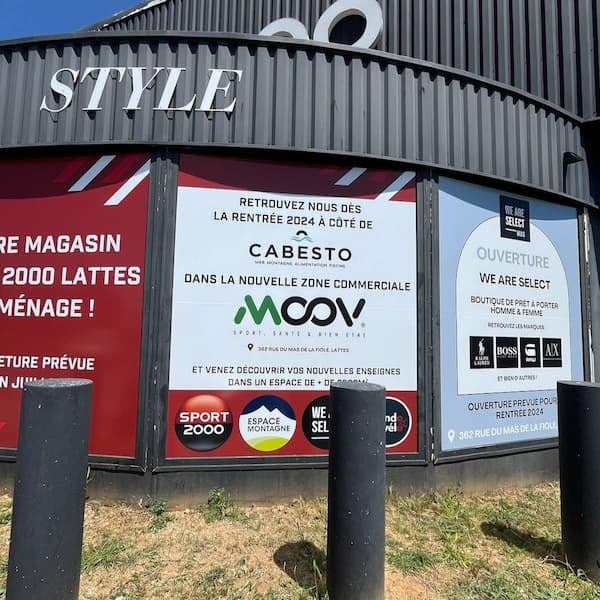 VITROPHANIE STICKER POUR MAGASIN DE SPORT A LATTES