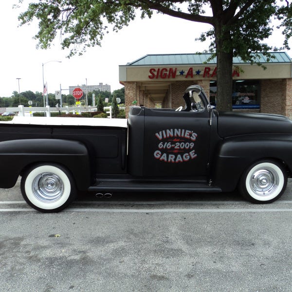 Vehicle Spot Vinyl Graphics  King of Prussia, Pa.