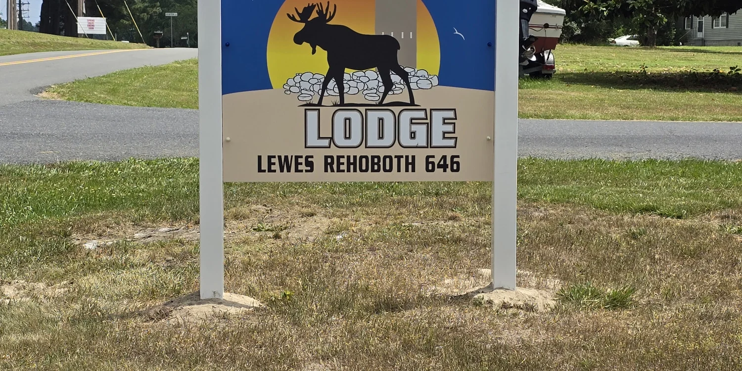 Custom Outdoor Signs for Business