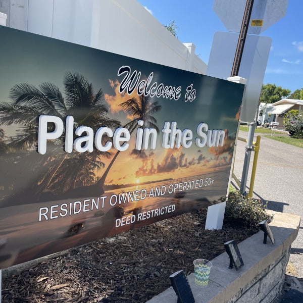 Did you know that Dimensional Letters capture more attention that flat signs?