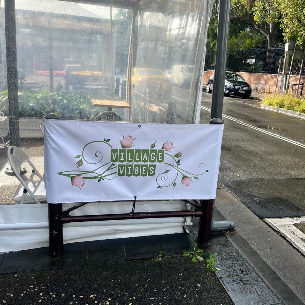 Village Vibes - Cafe Barrier