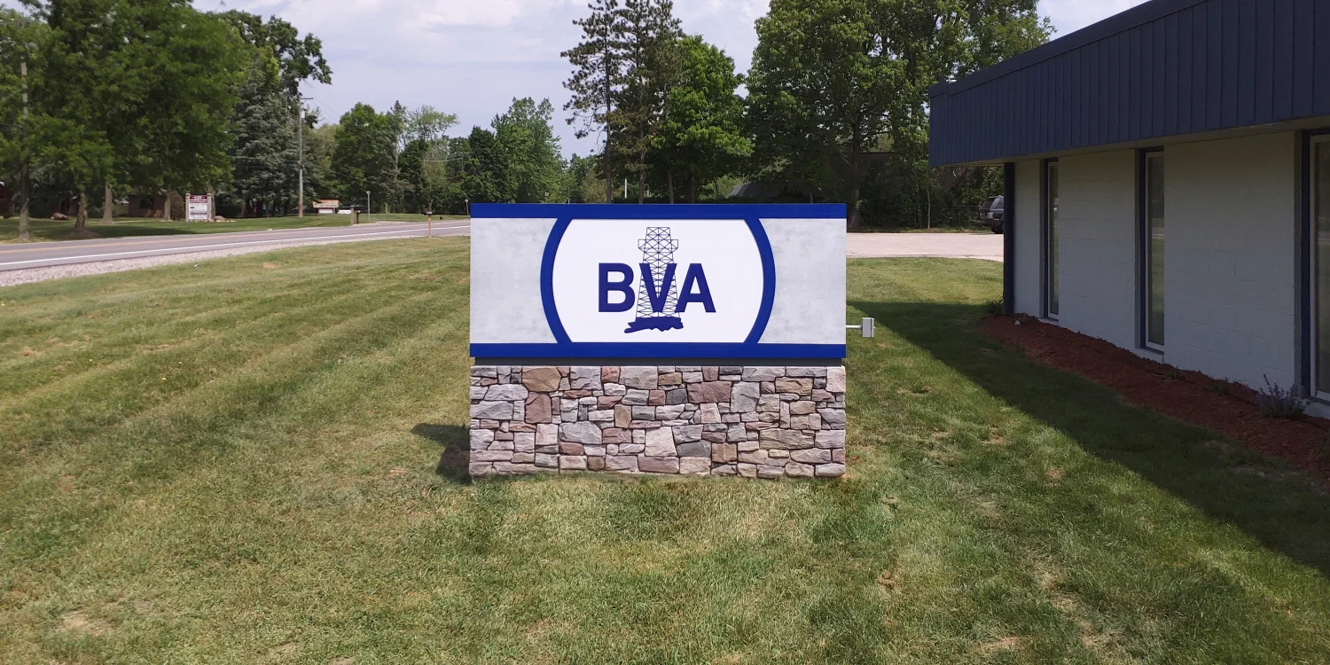 Custom Outdoor Signs for Business
