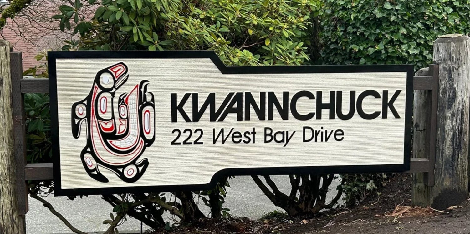 Freestanding & Standalone Signs
