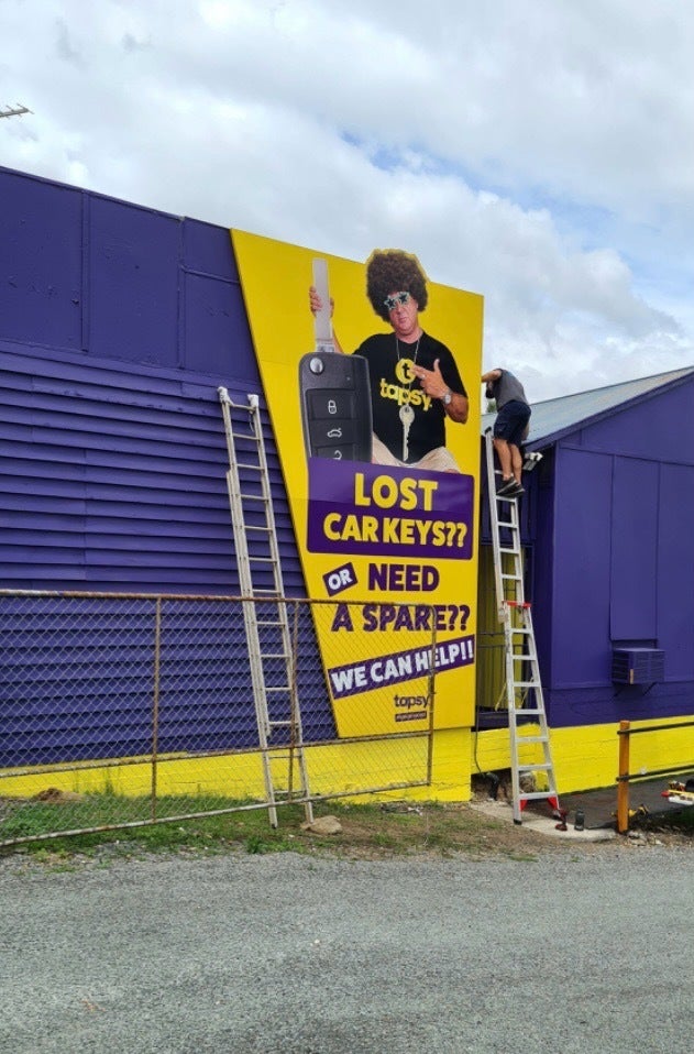 Is your storefront feeling a bit 'meh'? Let's give it a makeover!