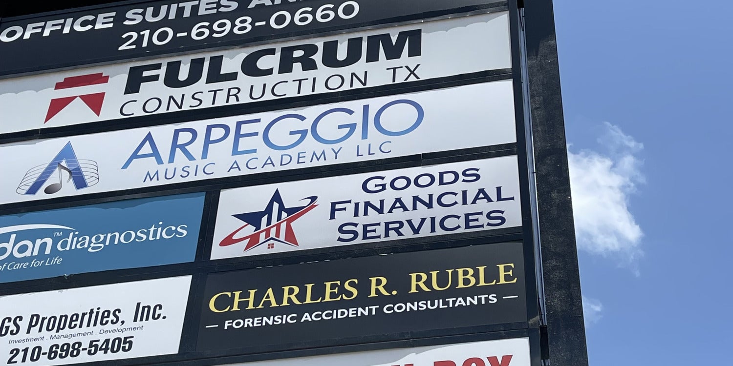 Custom Pylon Signs