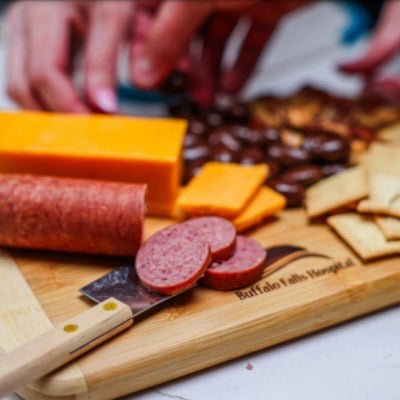 https://cdn.gorilladash.com/images/media/12934742/fully-promoted-usa-cutting-board-june-square-66706b8f9720e.jpg?auto=webp&crop=1%3A1%2Csmart&width=400