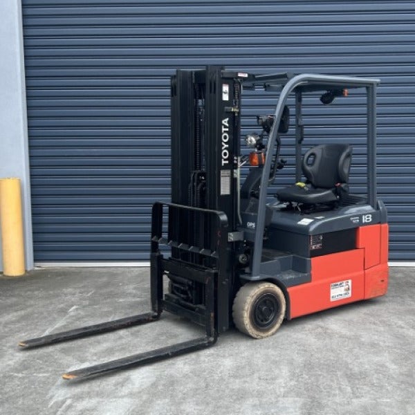 Used Toyota Electric Forklift #2040