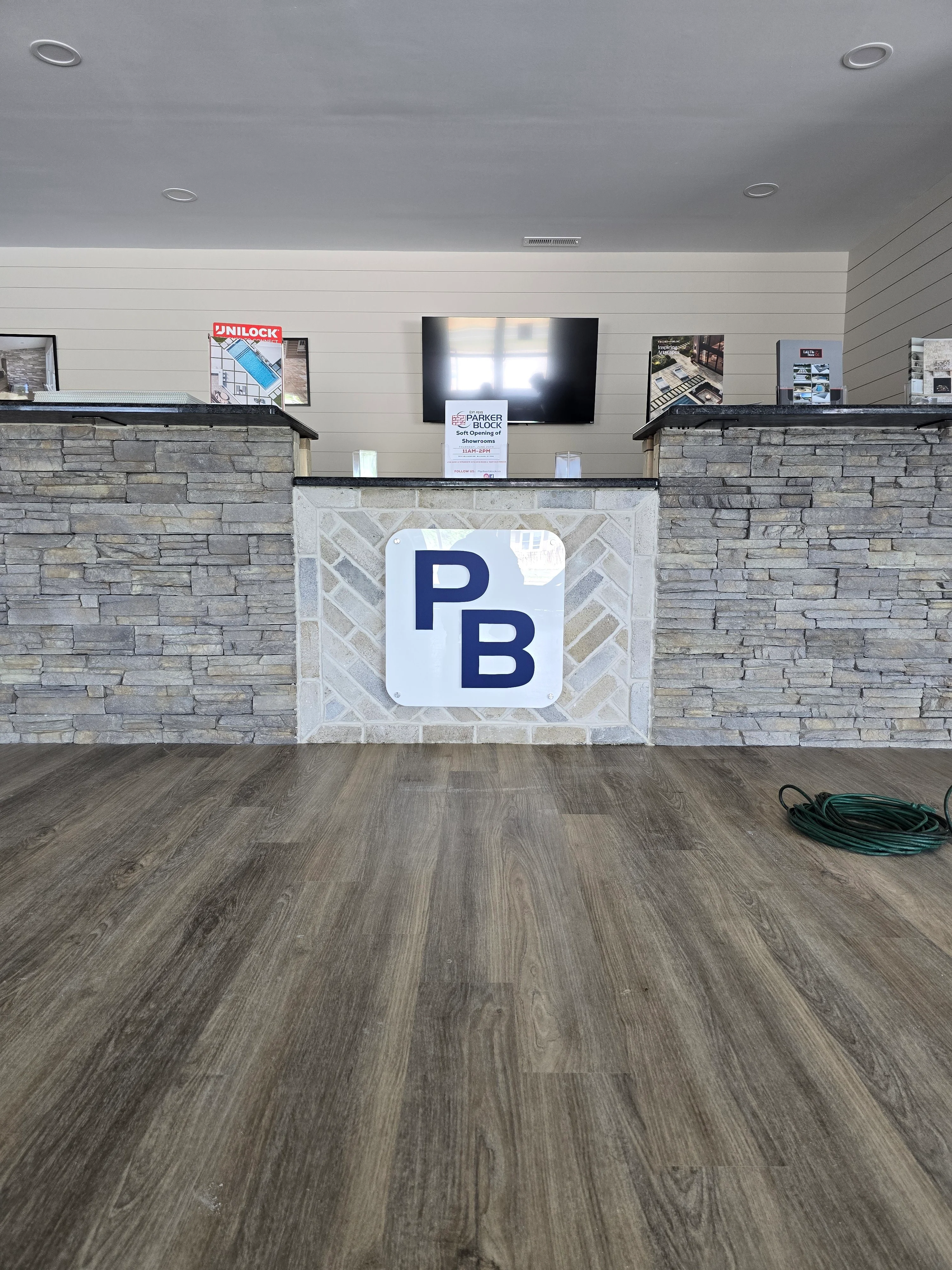 Indoor & Interior Signs & Banners