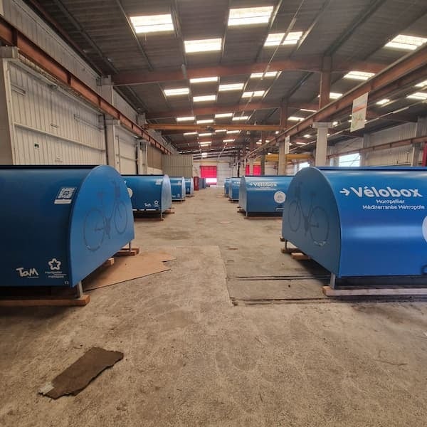 COVERING ADHESIF POUR VELO BOX POUR MONTPELLIER METROPOLE