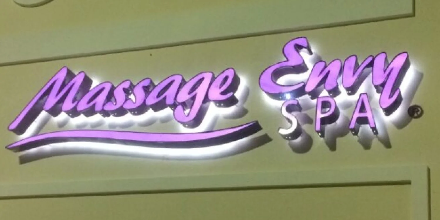 Outdoor Illuminated & Backlit Signs