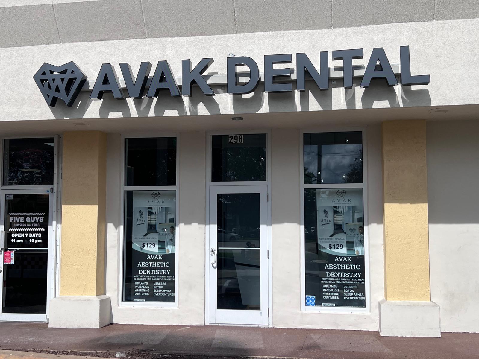 Avak Dental - Channel letters