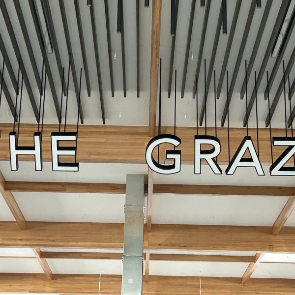 LED 3D illuminated lettering Front angle