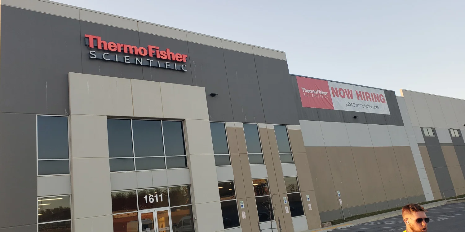 Building & Commercial Signs