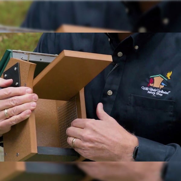 Former Corporate Executive Finds New Purpose as Franchise Owner of Wild Birds Unlimited in Macon, Georgia Former Corporate Executive Finds New Purpose as Franchise Owner of Wild Birds Unlimited in Macon, Georgia