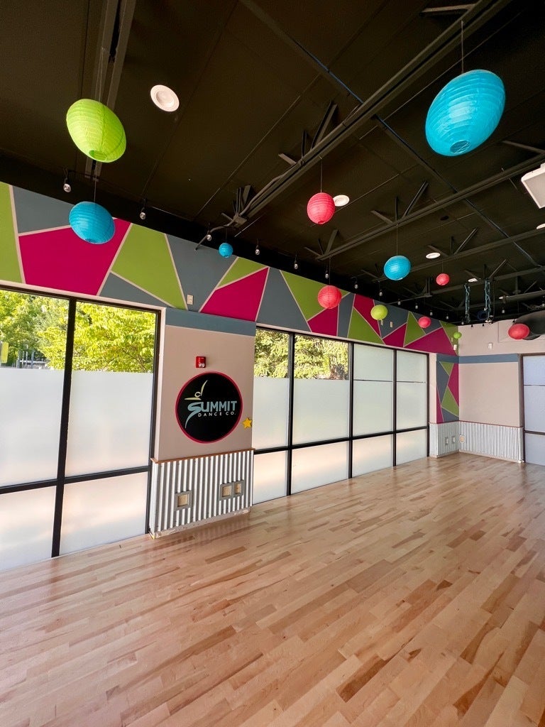 Wall Graphics Create An Environment That Makes You Want to Dance - Summit Dance, Redmond, WA