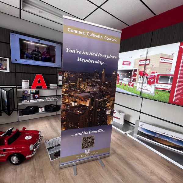 Retractable banners