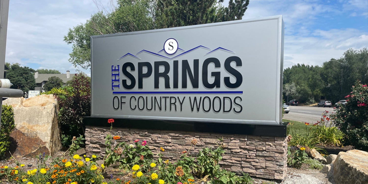 Top Signage Planning Tips for Property Managers