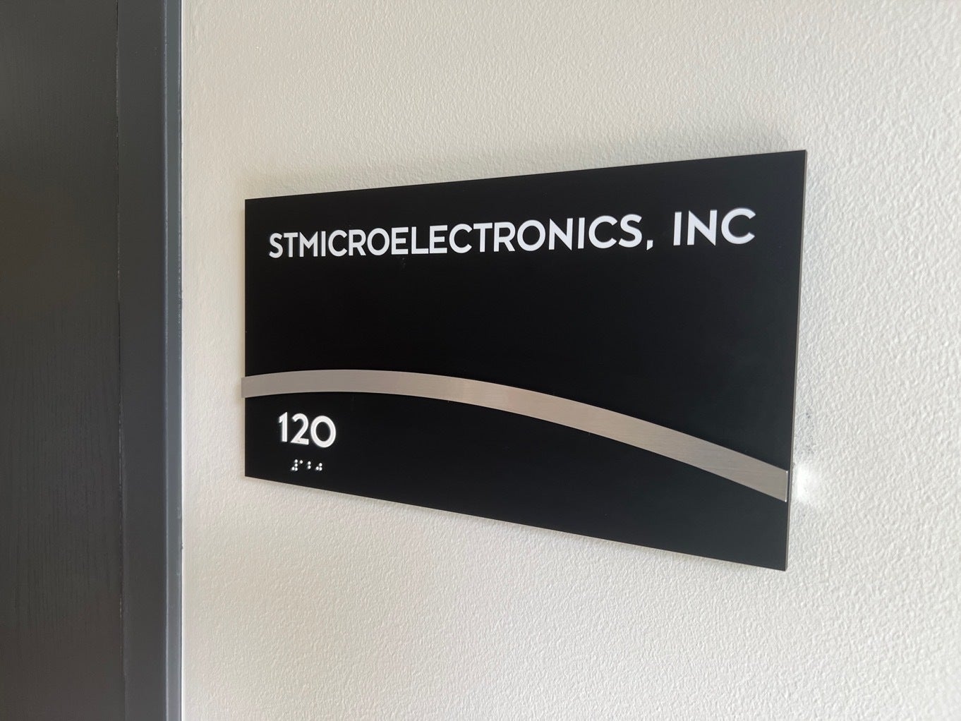 Custom Suite Signs for Quadrant Willows - Redmond, WA