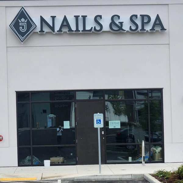 J Nails & Spa in Lacey, WA