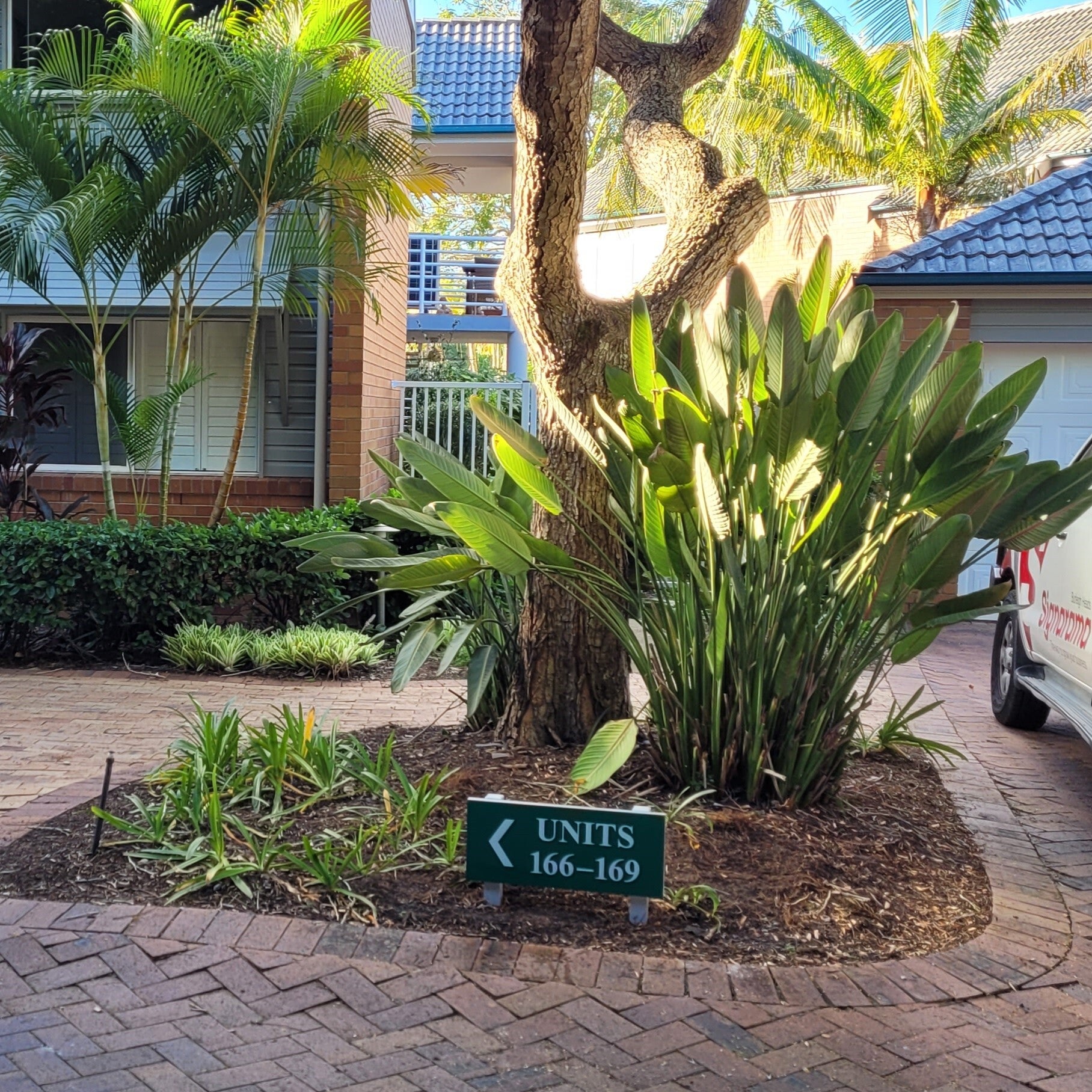 Are your customer or visitors getting lost? Need a wayfinding or directional sign.