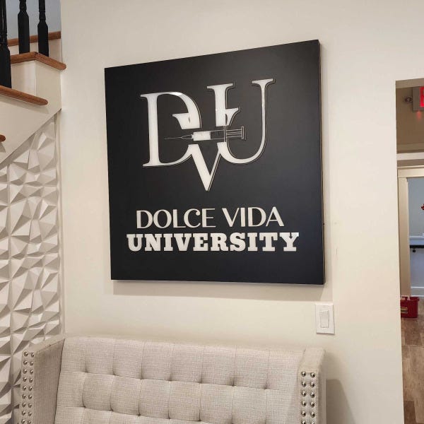 Dulce vita  Company Signage