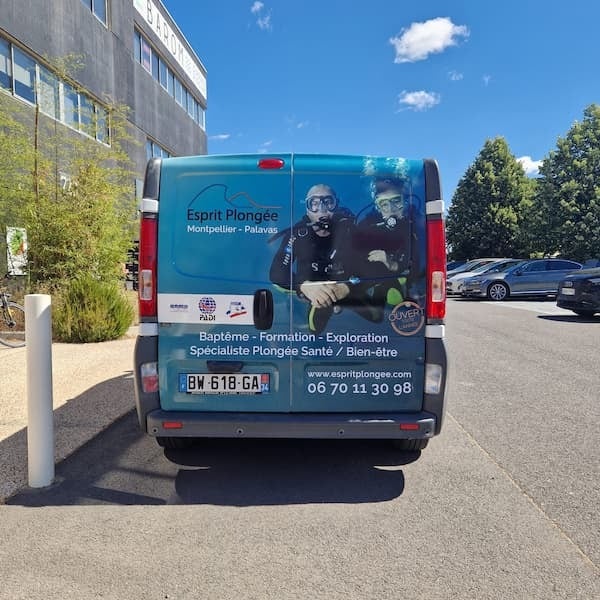 TOTAL COVERING POUR CLUB DE PLONGEE A MONTPELLIER