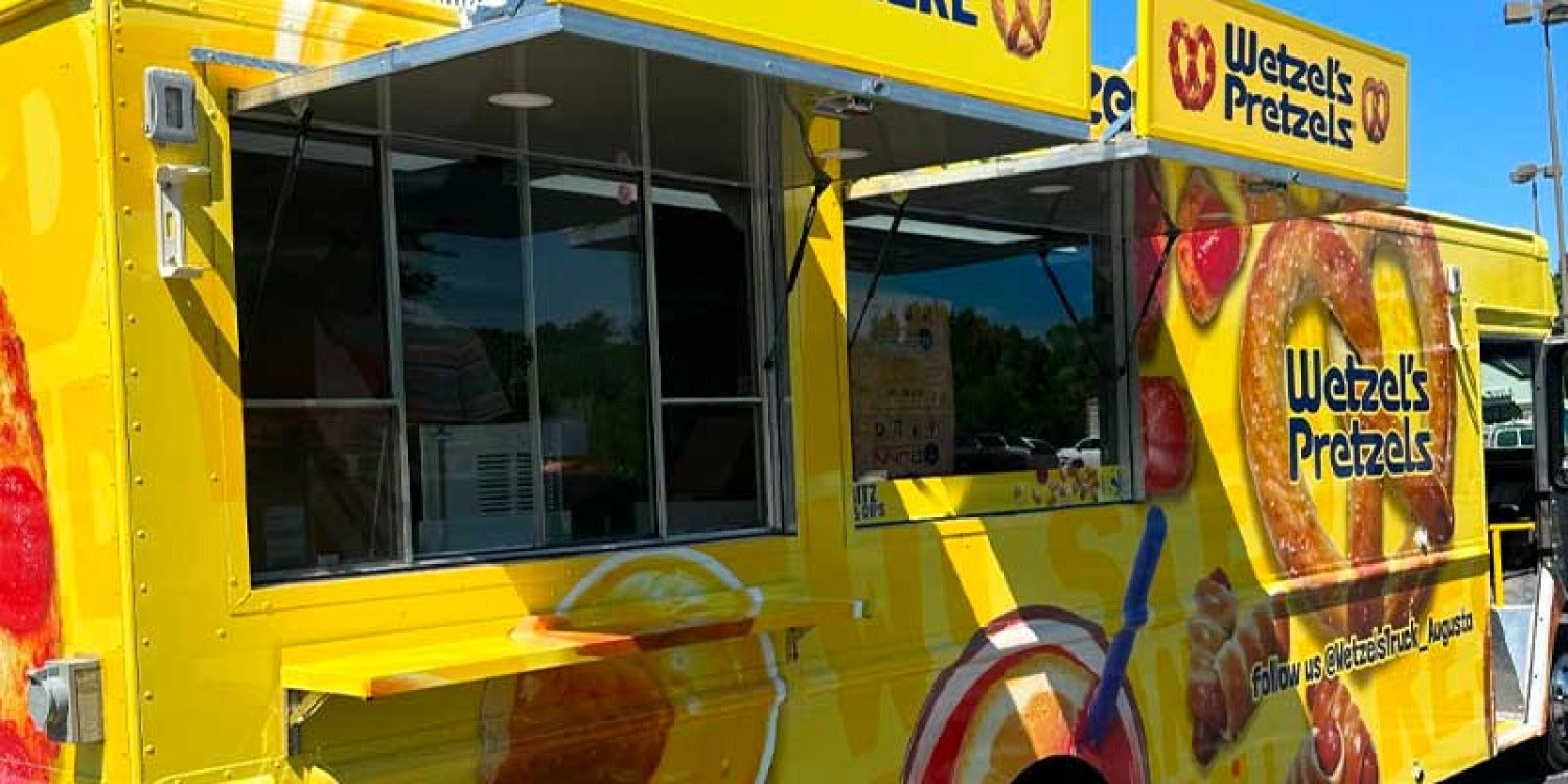 Wetzel’s Pretzels Takes Its First Mobile Bite of South Carolina