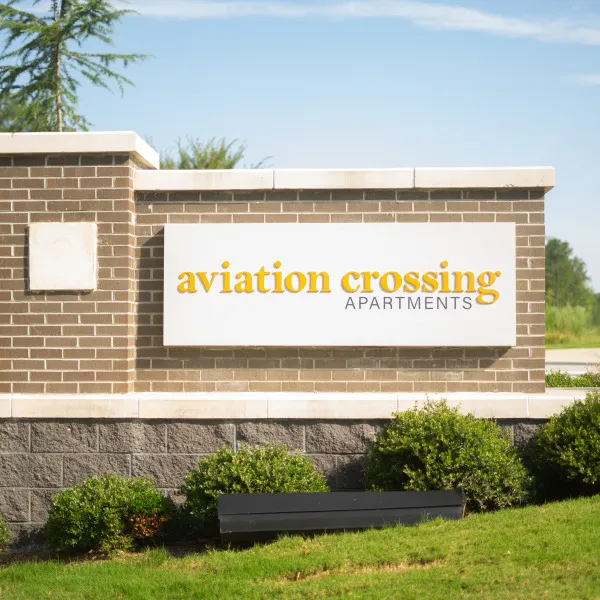 Aviation Crossing Monument 1