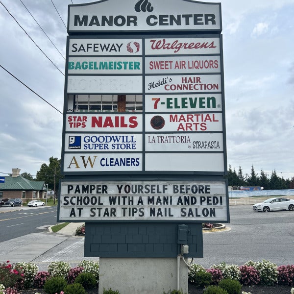 Manor Center Pylon