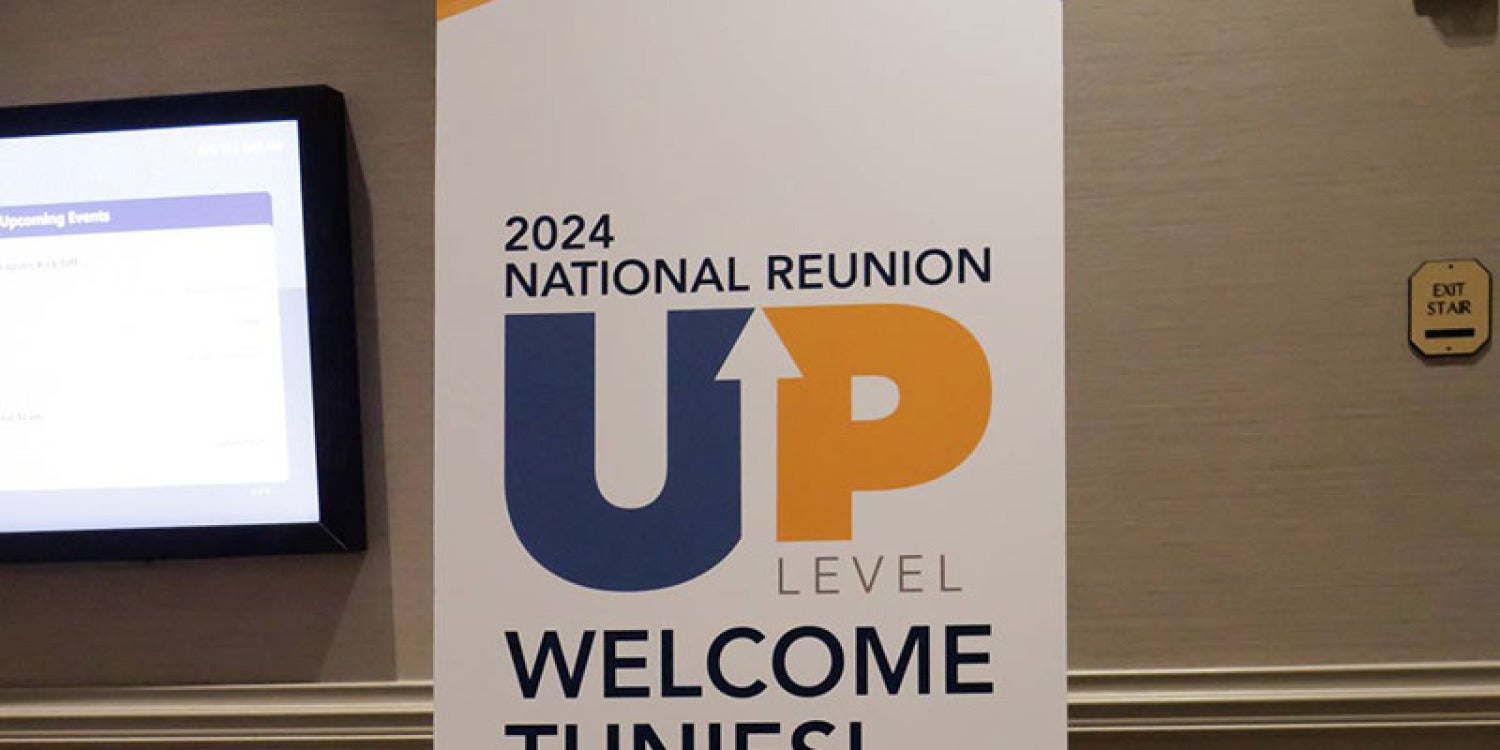 Bruce Jaeger of Kitchen Tune-Up Brooklyn North Wins National Customer Service Award at Franchise System Reunion Bruce Jaeger of Kitchen Tune-Up Brooklyn North Wins National Customer Service Award at Franchise System Reunion