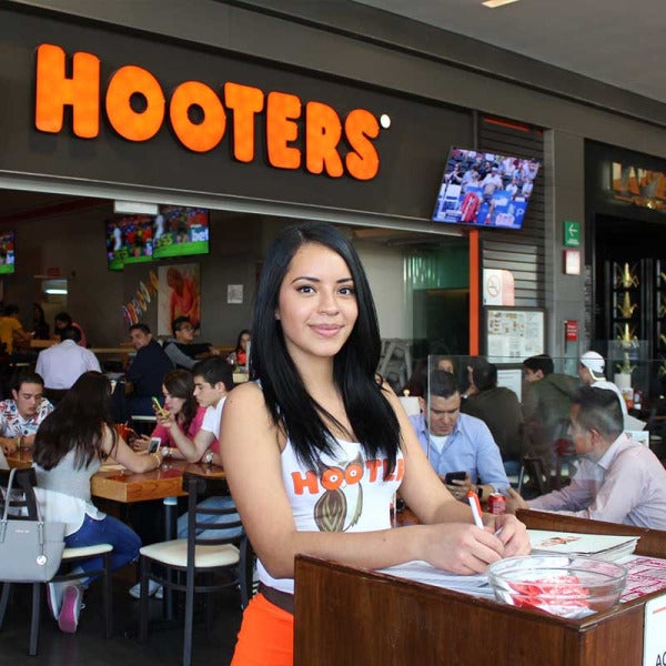 Hooters Continues Global Expansion with New Location in San Pedro Garza García, Mexico Hooters Continues Global Expansion with New Location in San Pedro Garza García, Mexico